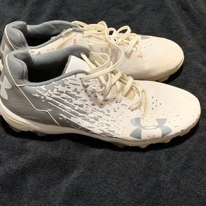 White and gray under armor cleats size 10